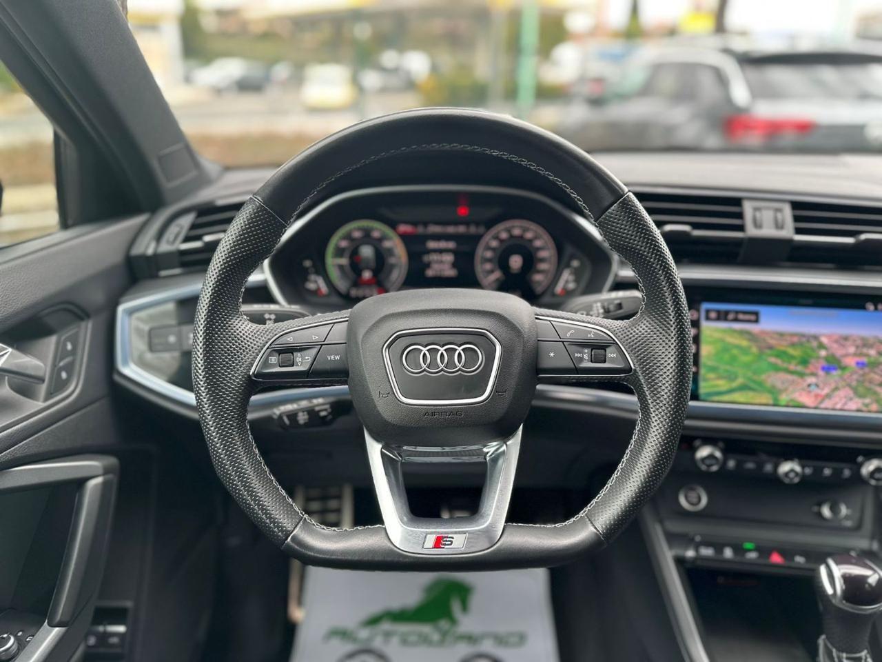 AUDI Q3 SPB 45 TFSI e S tronic S line edition