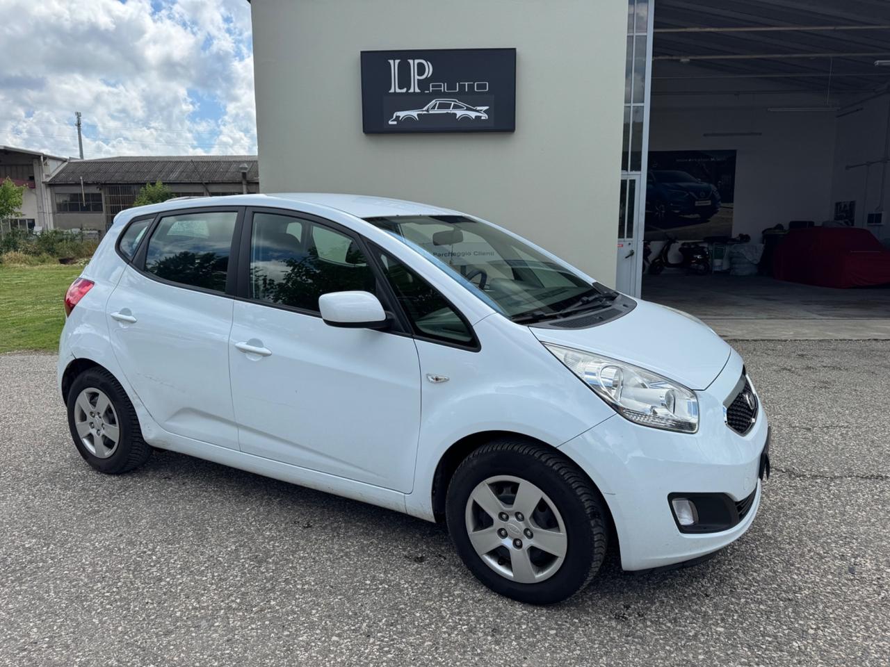 Kia Venga 1.4 CRDi 90CV Cool