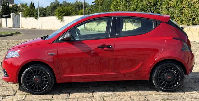 LANCIA Ypsilon 1.0 FireFly Hybrid GPL Ecochic Silver