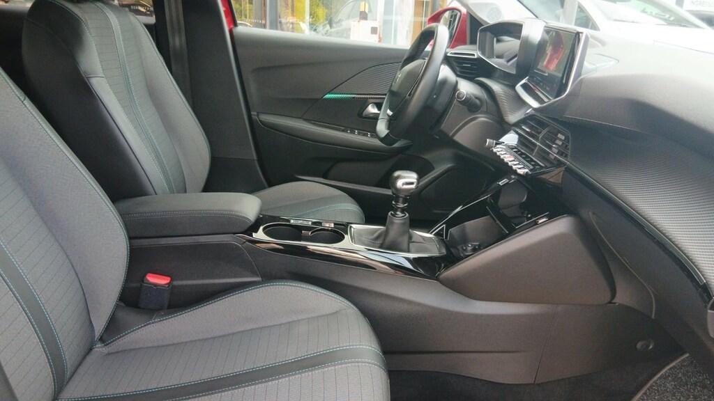 Peugeot 208 5 Porte 1.2 PureTech Allure Navi Pack