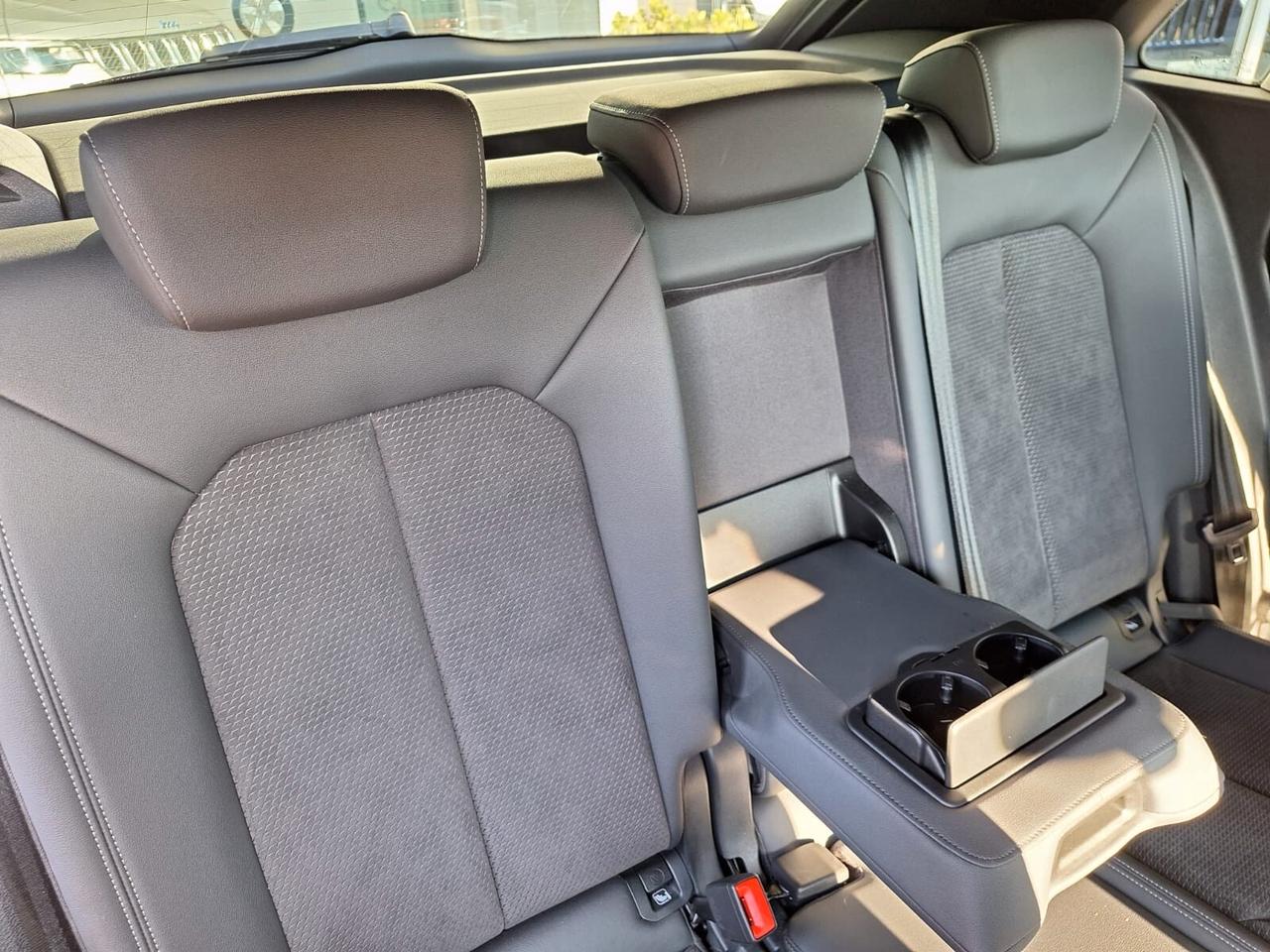Audi Q3 40 TDI quattro S tronic line edition