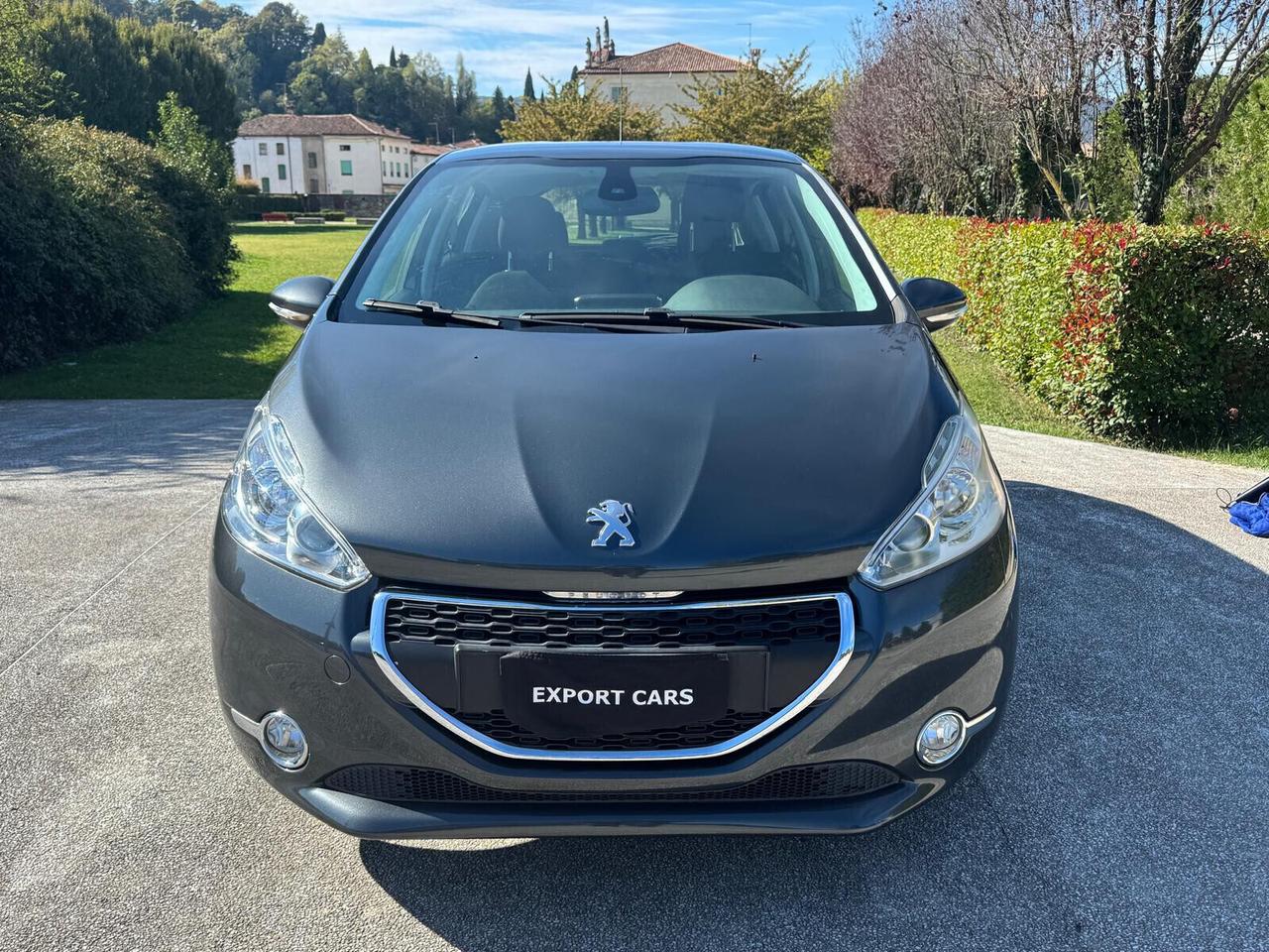 PEUGEOT 208 1.4 HDi 68 CV 5 Porte Allure – NAVIGATORE – 121.000 KM