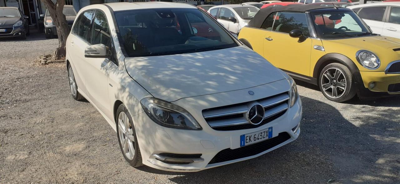 Mercedes-benz B 200 2012 - 1.8CDI BlueEFFICIENCY Lb automobili