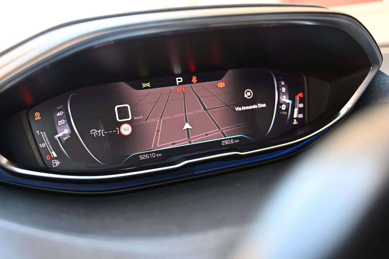 Peugeot 3008 BlueHDi 130 S&S Allure