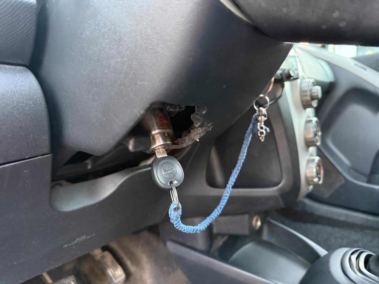 TOYOTA YARIS ANNO 2006 1.4 DIESEL 90CV