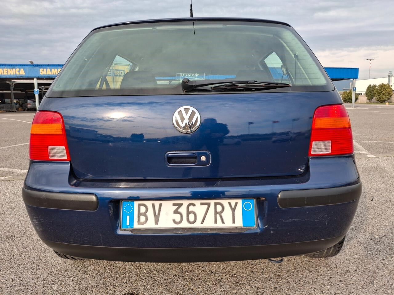 Volkswagen Golf 1.4 BENZINA-SOLO 81mila KM.