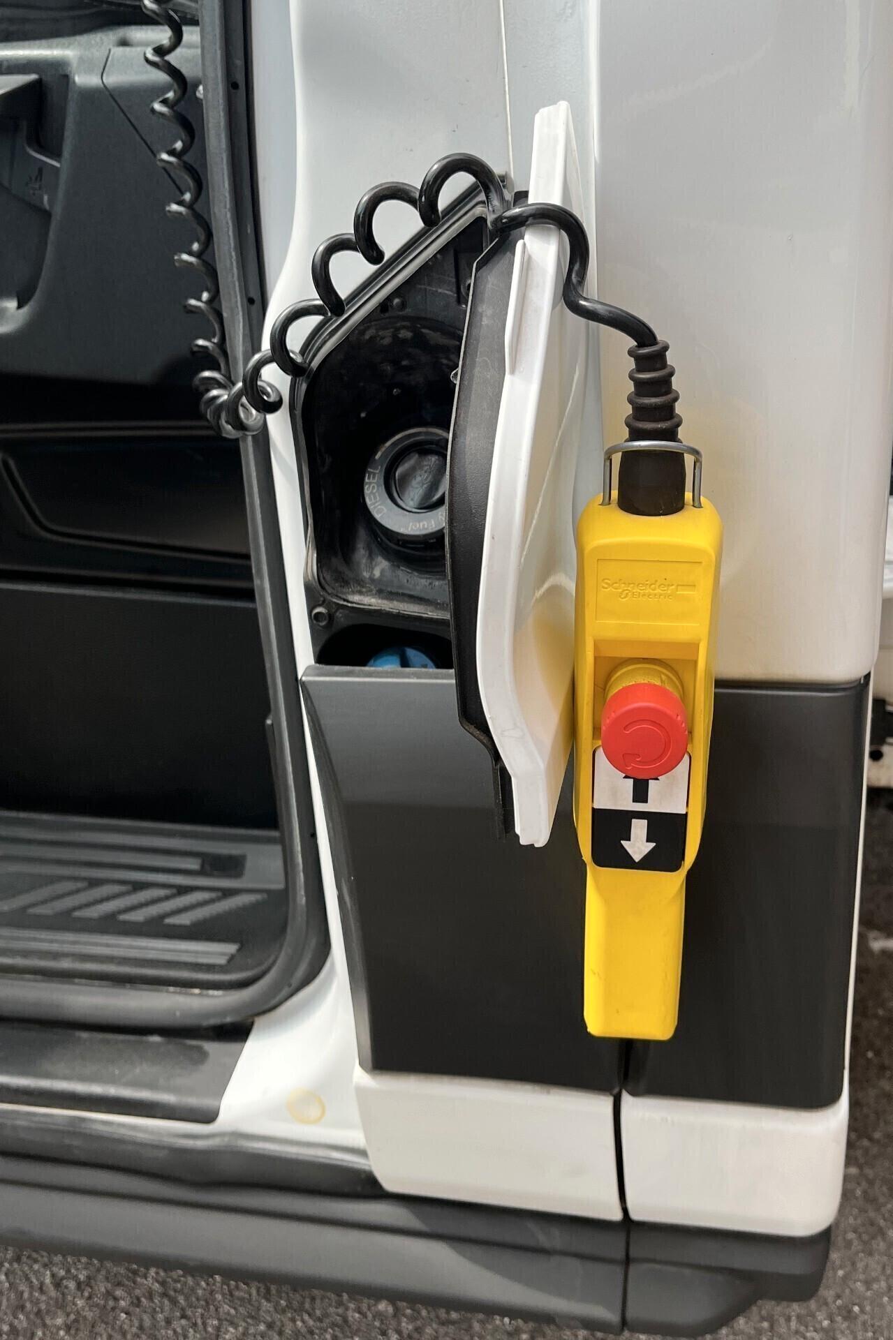 Ford Transit 350 2.0TDCi EcoBlue 130CV RWD PM Cab.Trend