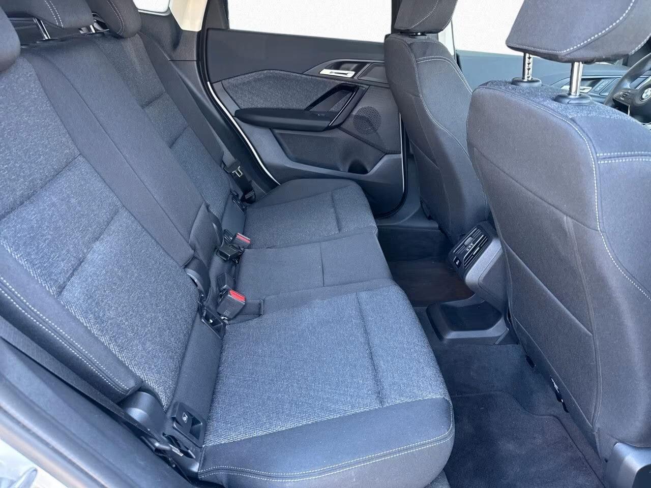 Bmw X1 sDrive20i aut. AdLED, AHK, fotocamera, KomZu, SHz, 17"