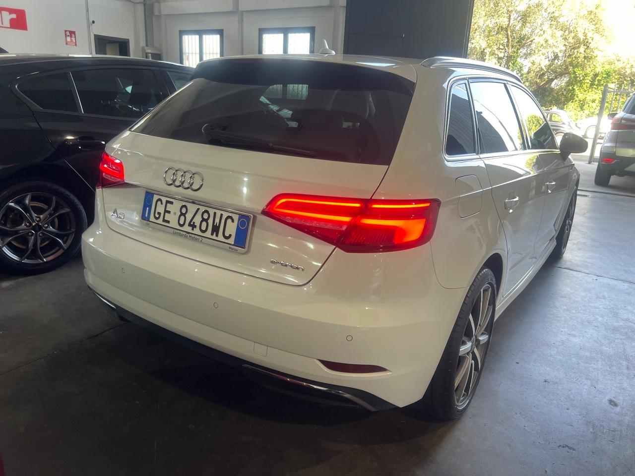 Audi A3 SPB 1.4 TFSI e-tron S tronic sline