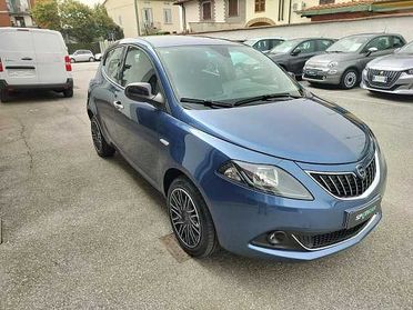 Lancia Ypsilon 1.0 FireFly 5 porte S&S Hybrid Gold