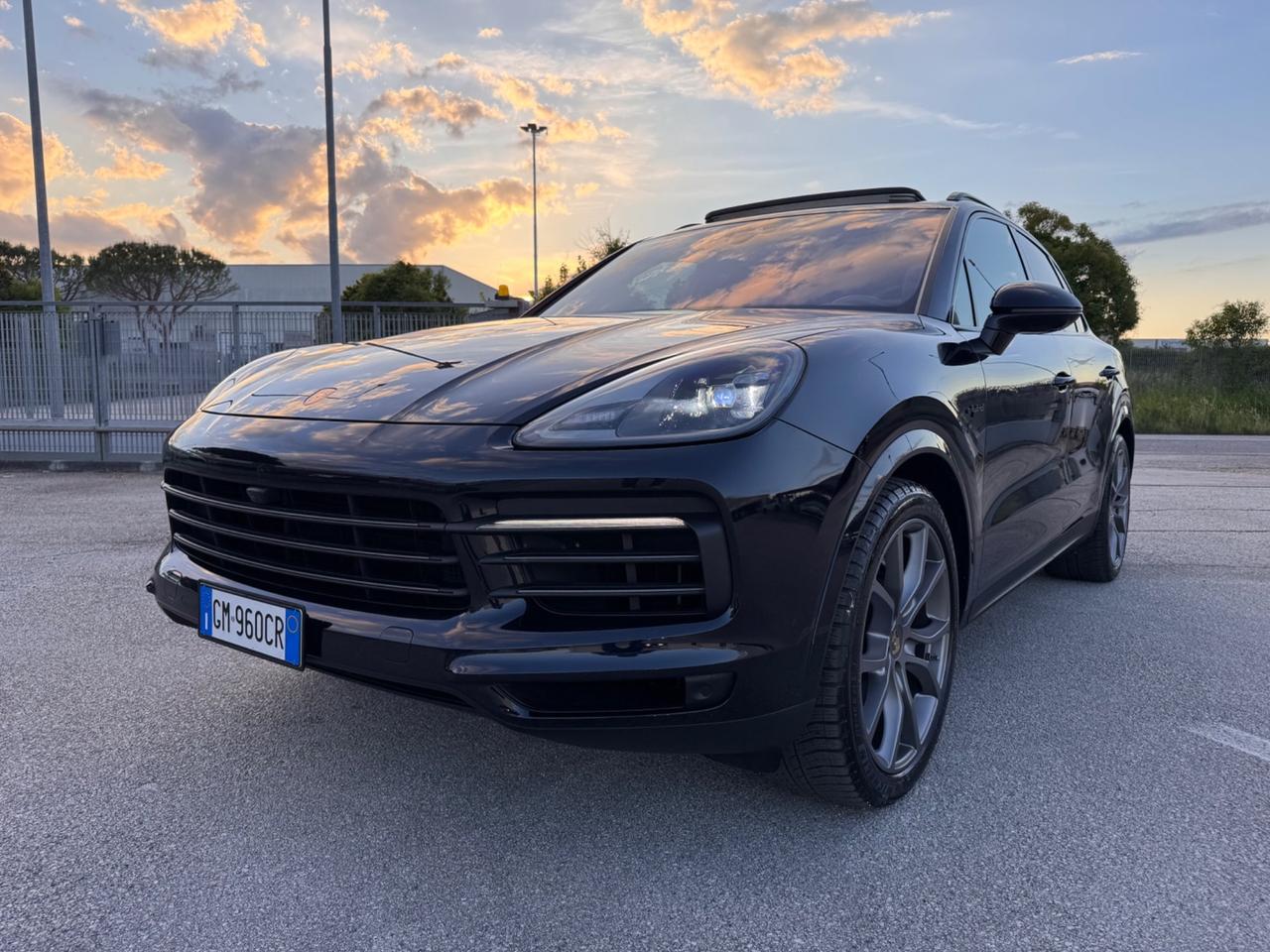 Porsche Cayenne 3.0 V6 E-Hybrid Platinum Edition