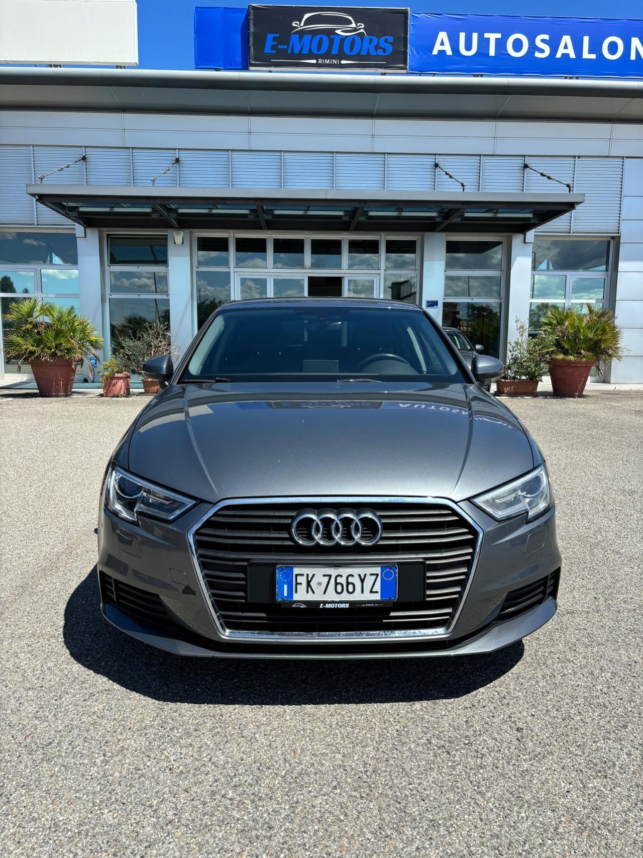 Audi A3 1.6 TDI S tronic Business - 2017
