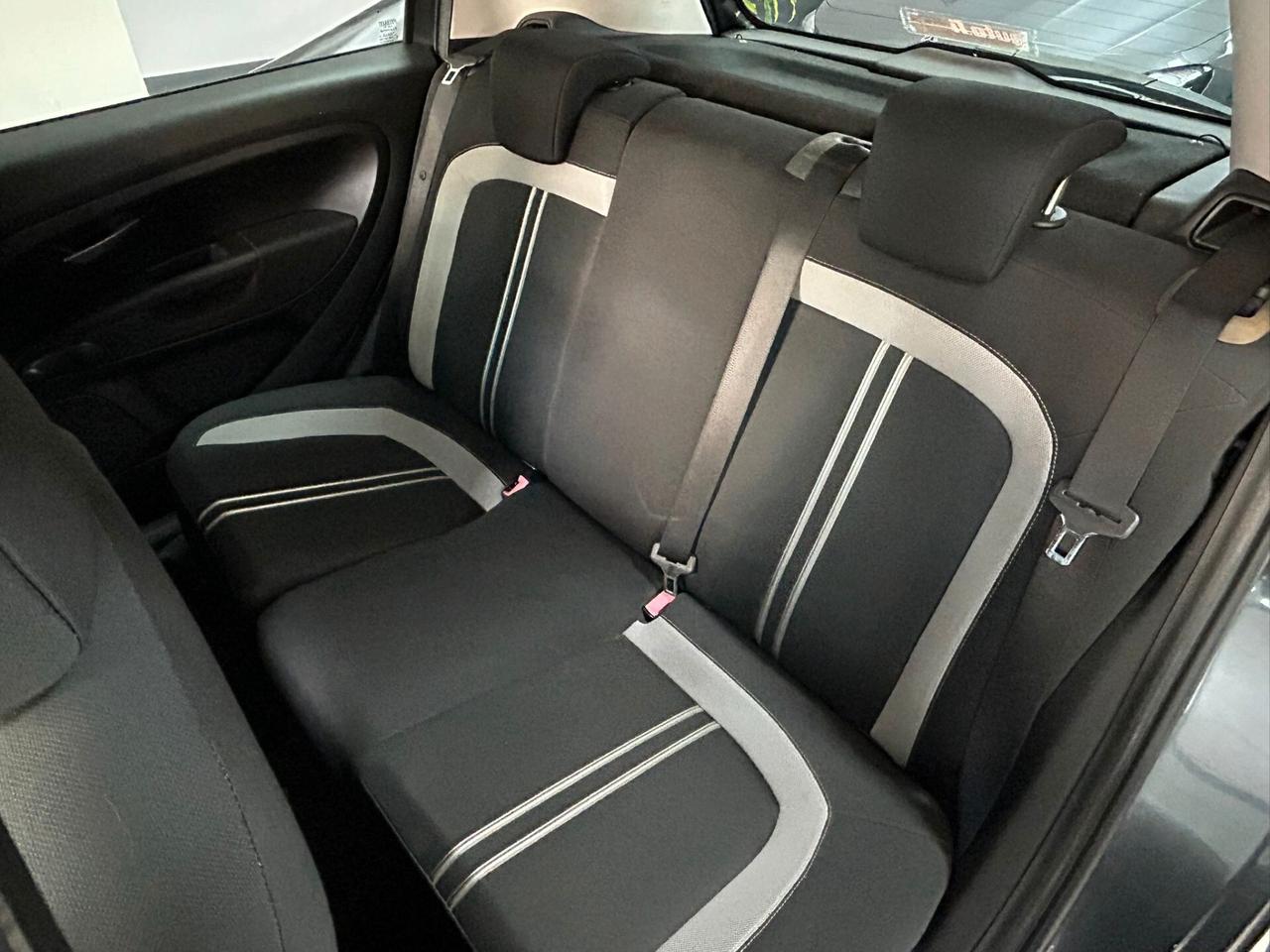 Fiat Grande Punto 1.2 Benzina – Neopatentati – 12 mesi garanzia