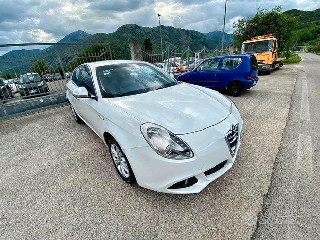 ALFA ROMEO Giulietta 2.0 MTJ 140 CV DISTINCTIVE