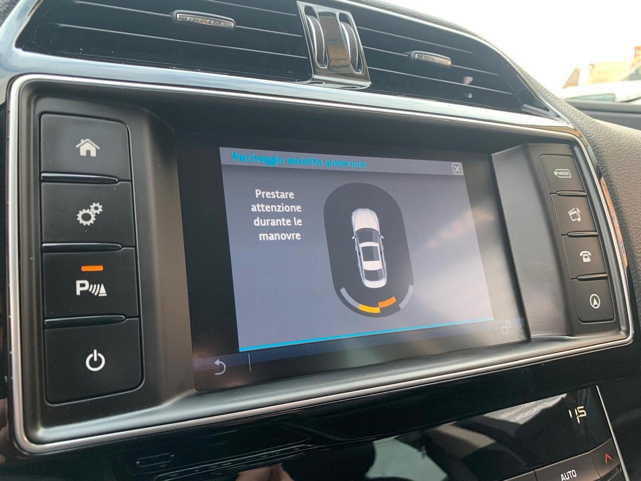 Jaguar XE 2.0 D 180 CV autom. Ok catena