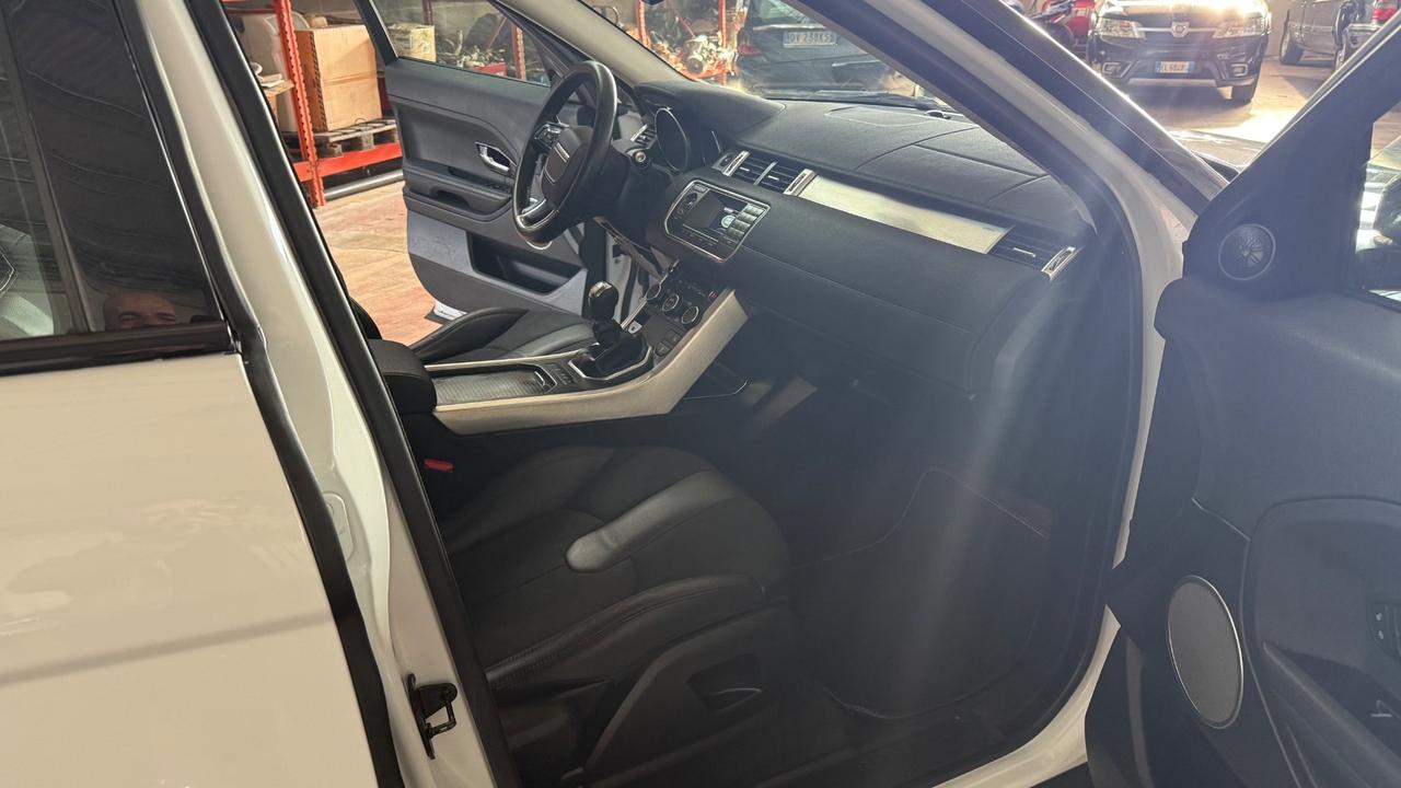 Land Rover Range Evoque 2.2 TD4 5p. Prestige