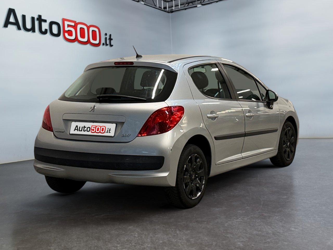 Peugeot 207 5 Porte 207 5p 1.4 8v One-Line c/esp