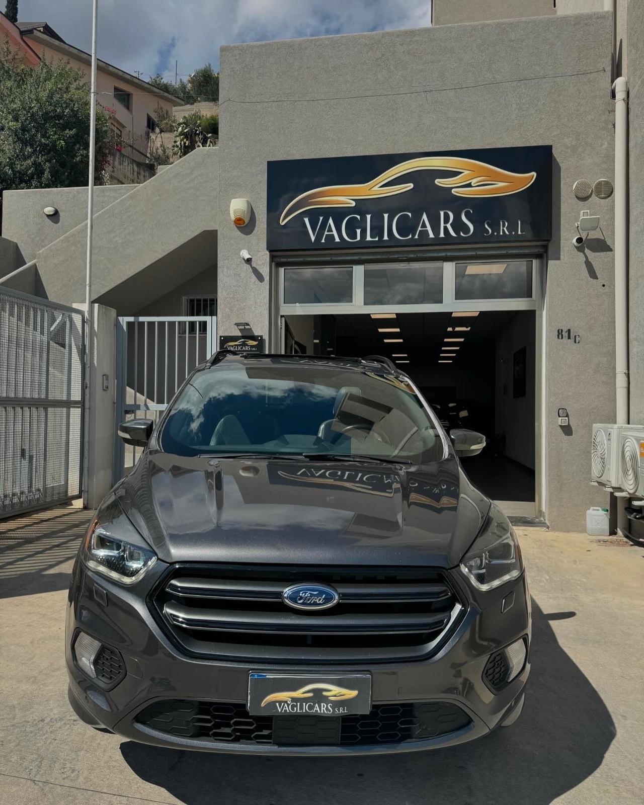 Ford Kuga 2.0 TDCI 150 CV S&S 4WD Powershift ST-Line