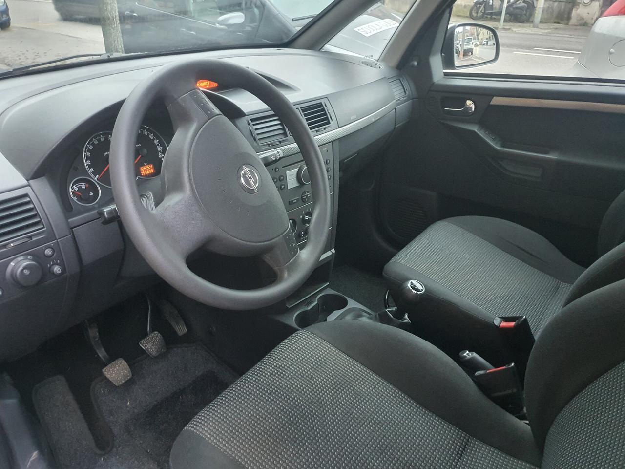 Opel Meriva 1.6 16V Cosmo NEOPATENTATI