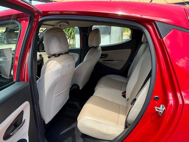 Lancia Ypsilon 1.3 MJT 16V 95 CV 5 porte S&S Gold