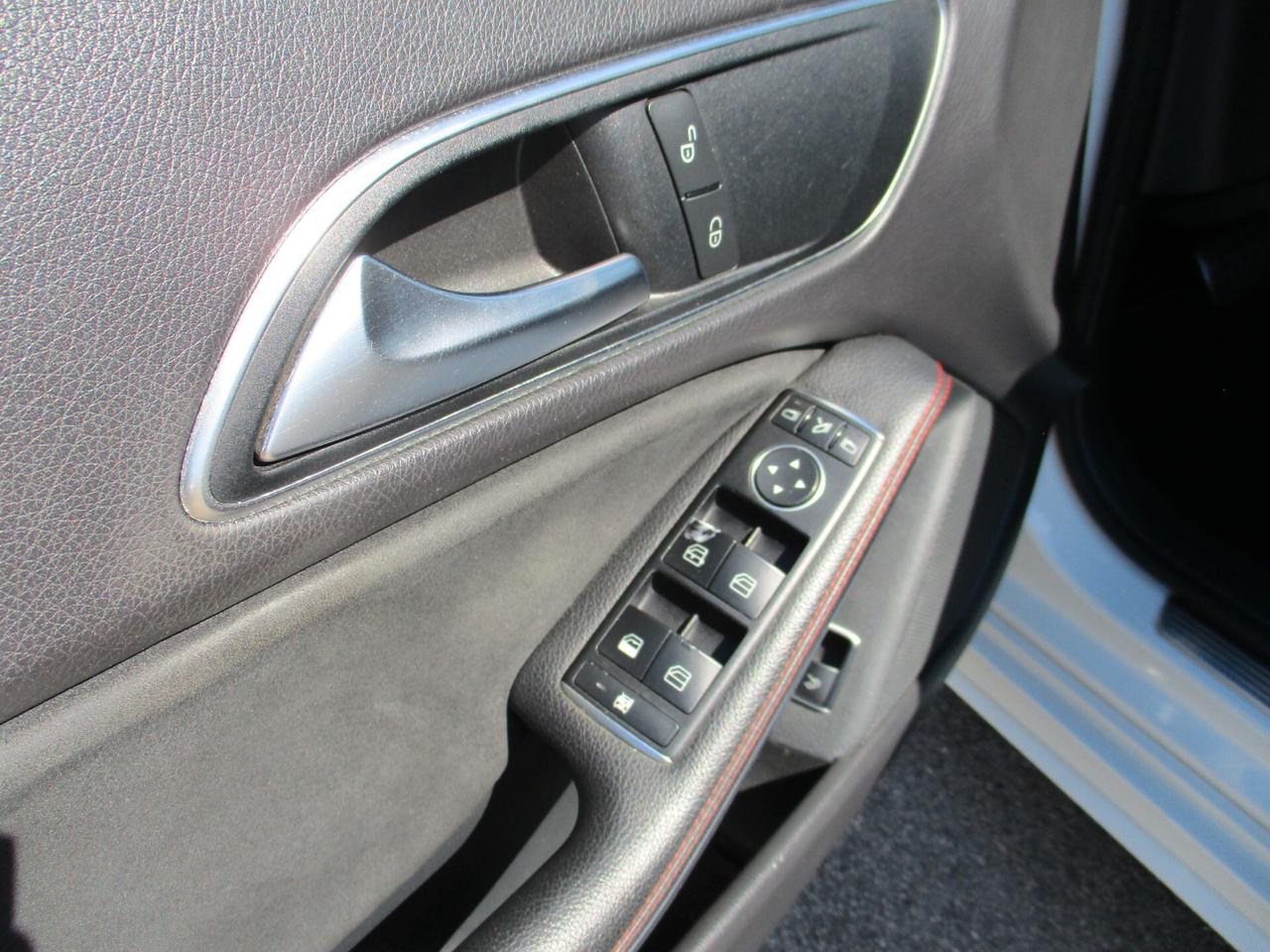 Mercedes-benz CLA 180 d Automatic Premium