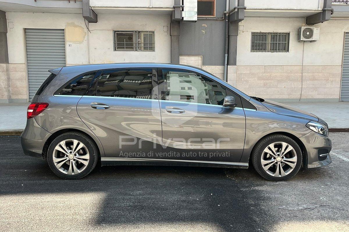 MERCEDES B 180 d Sport