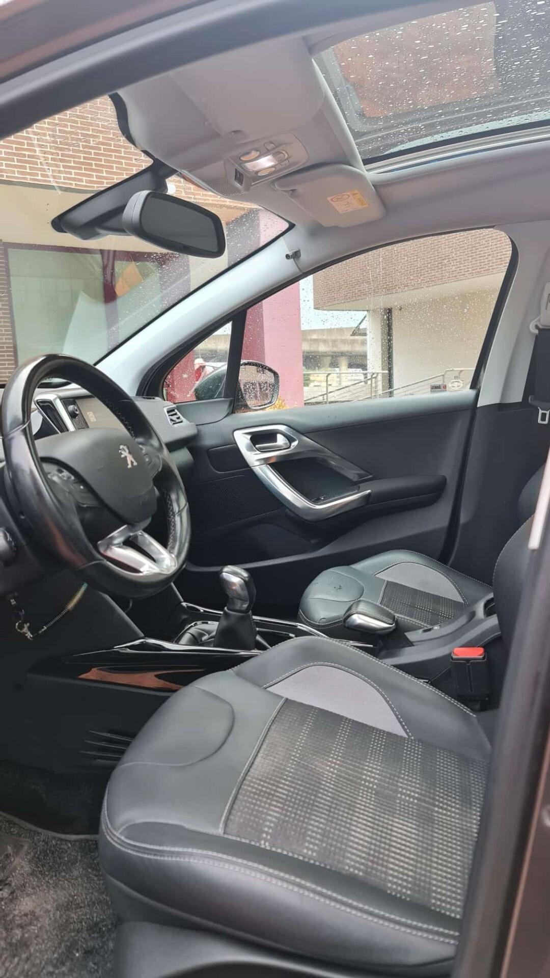 Peugeot 2008 Peugeot 2008 2008 1.6 bluehdi Allure 100cv TETTO CIEL PANORAMICO