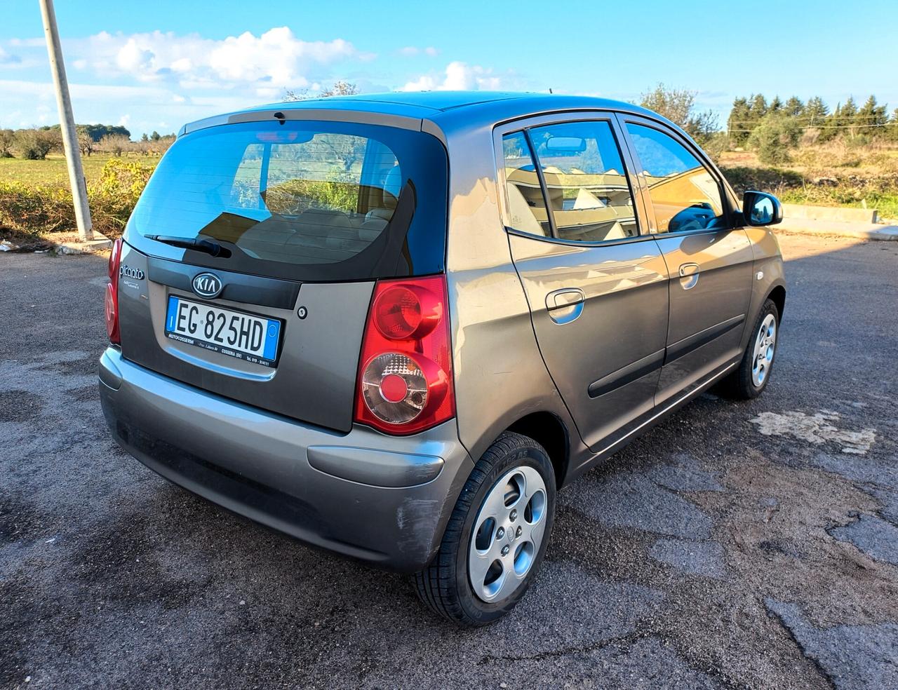Kia Picanto 1.0 Easy NEOPATENTATO