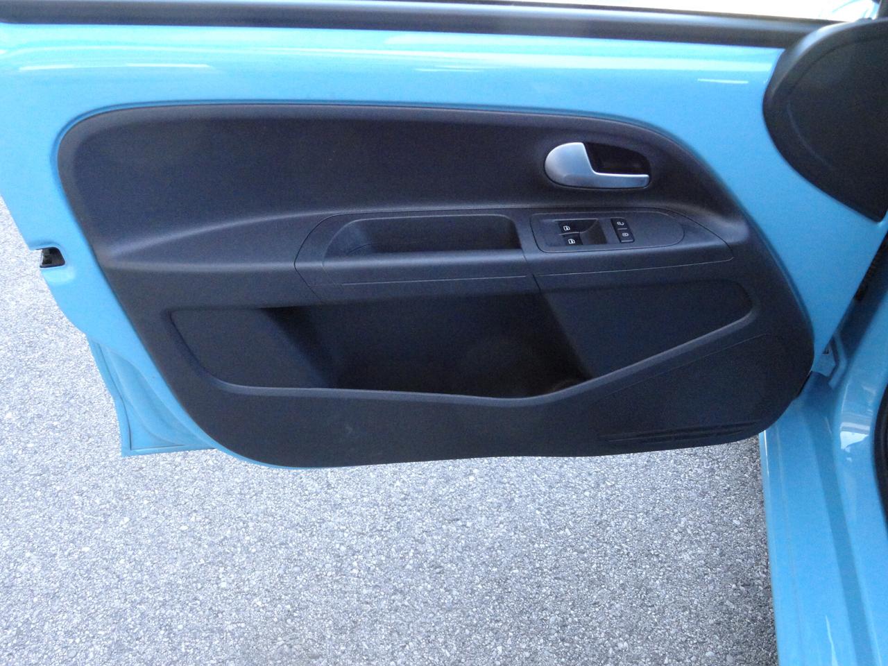 Volkswagen up! 1.0 5p. move