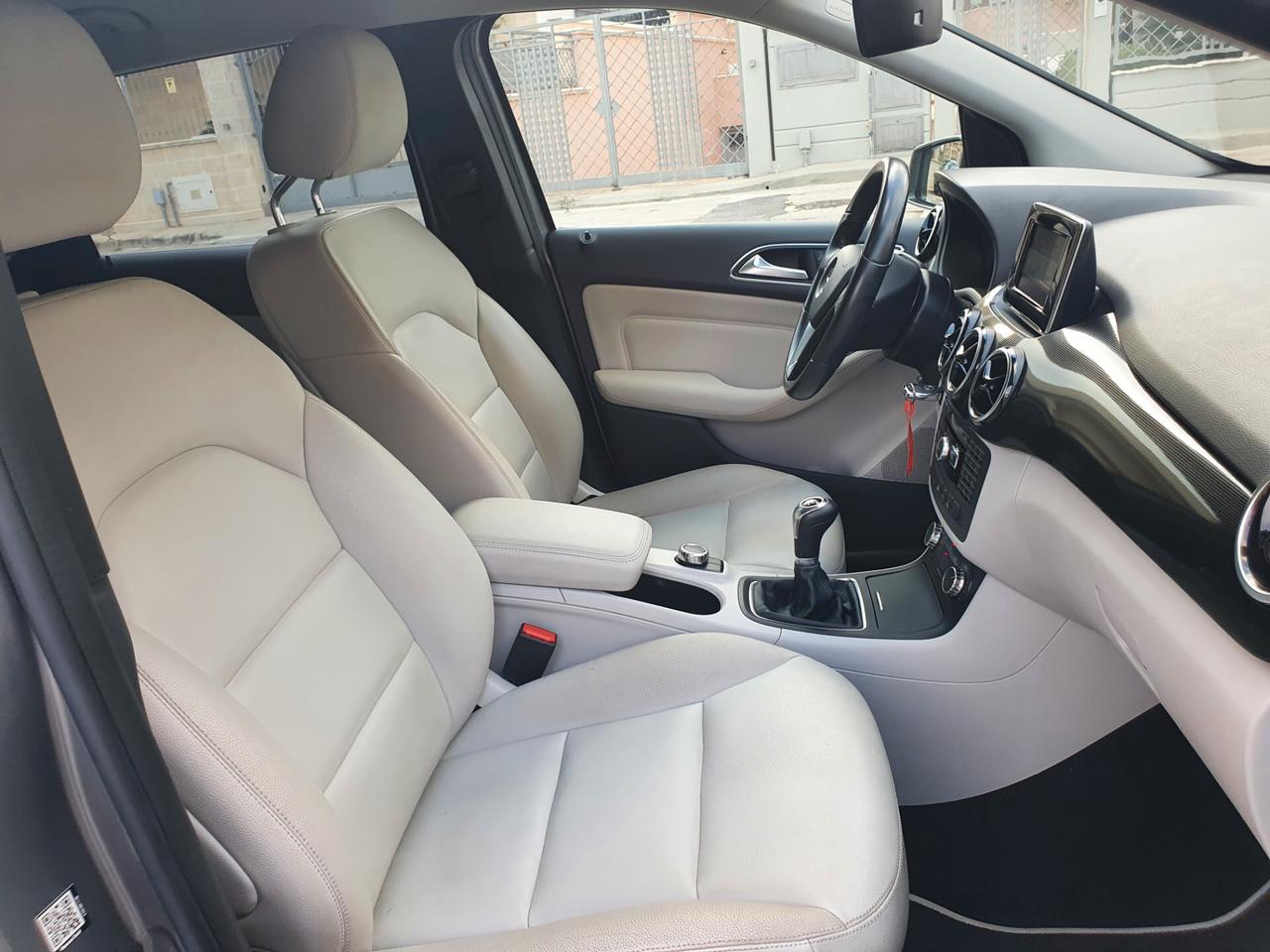 Mercedes-benz 180 CDTI 110cv Executive my 14