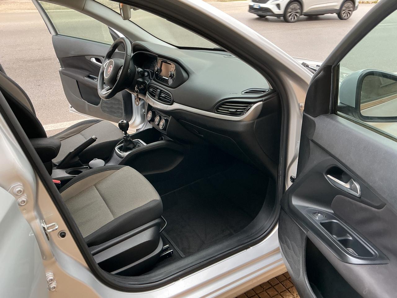 Fiat Tipo 1.6 Mjt 4 porte Opening Edition Plus