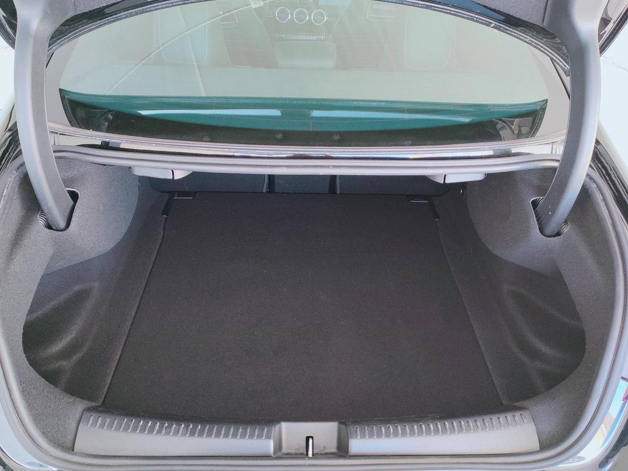 Mercedes-Benz CLA Coupe - C118 - CLA Coupe 200 d Premium 4matic auto