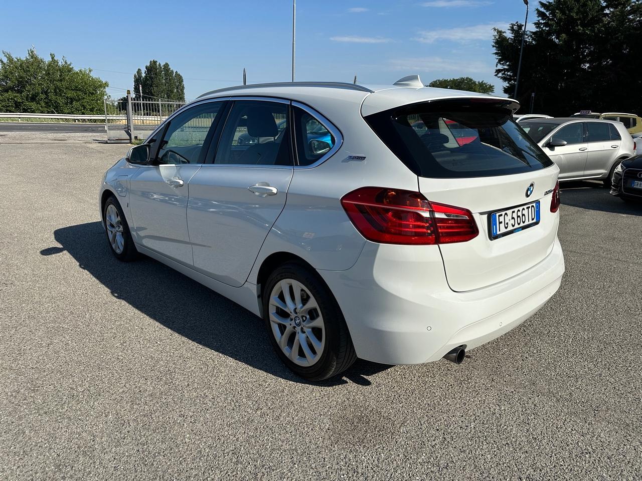 Bmw 2er Active Tourer 225xe Active Tourer -2016