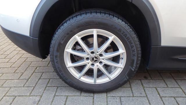 MERCEDES-BENZ GLB 200 d Automatic Sport