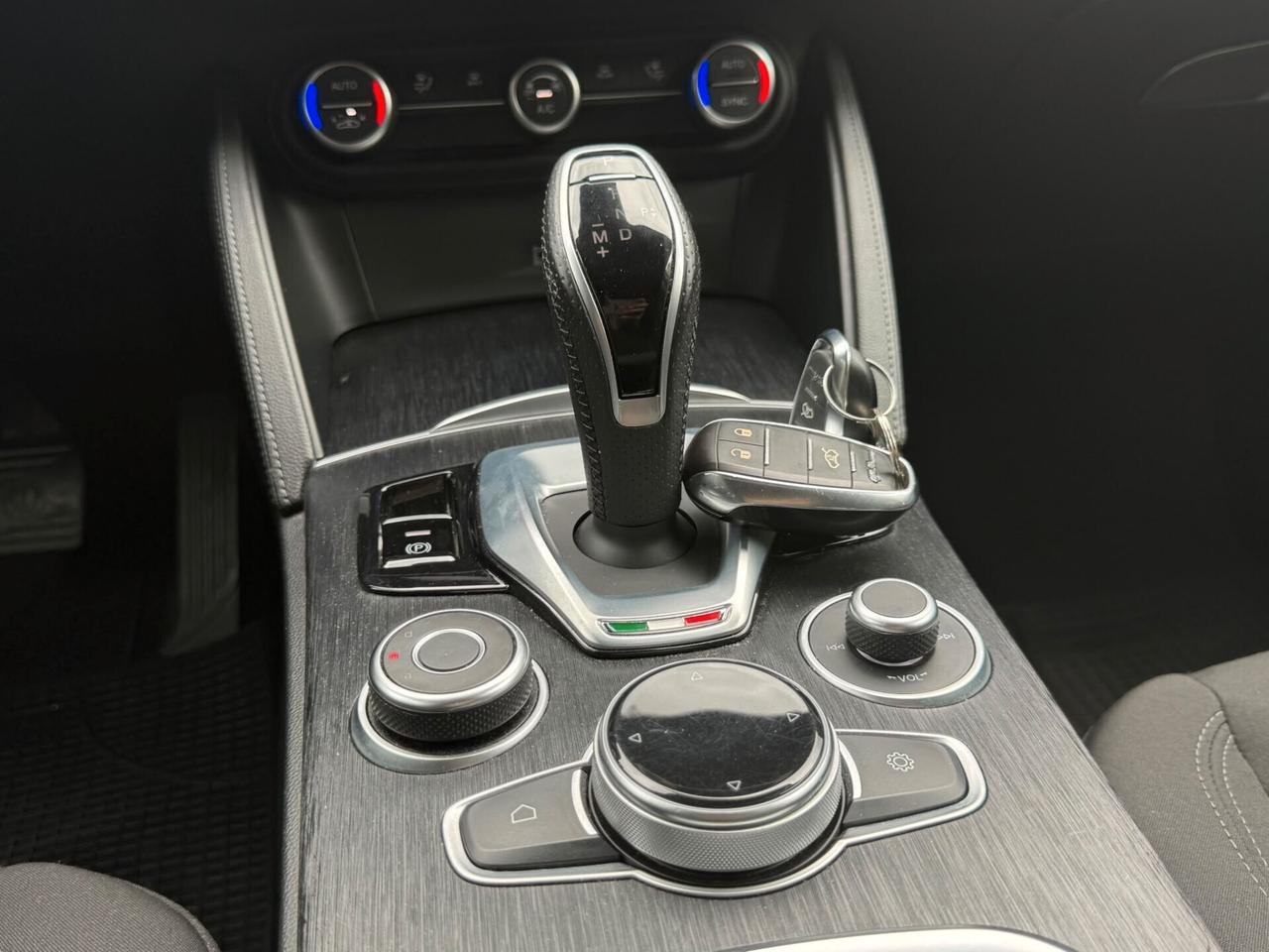 Alfa Romeo Stelvio 2.2 TD 190CV AT8 Q4 Business