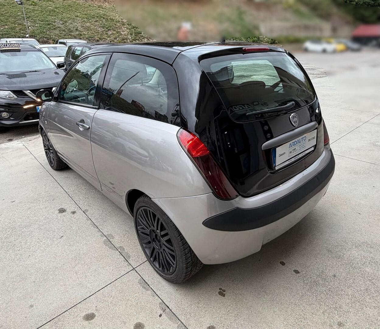 Lancia Ypsilon 1.2 Argento 80 cv