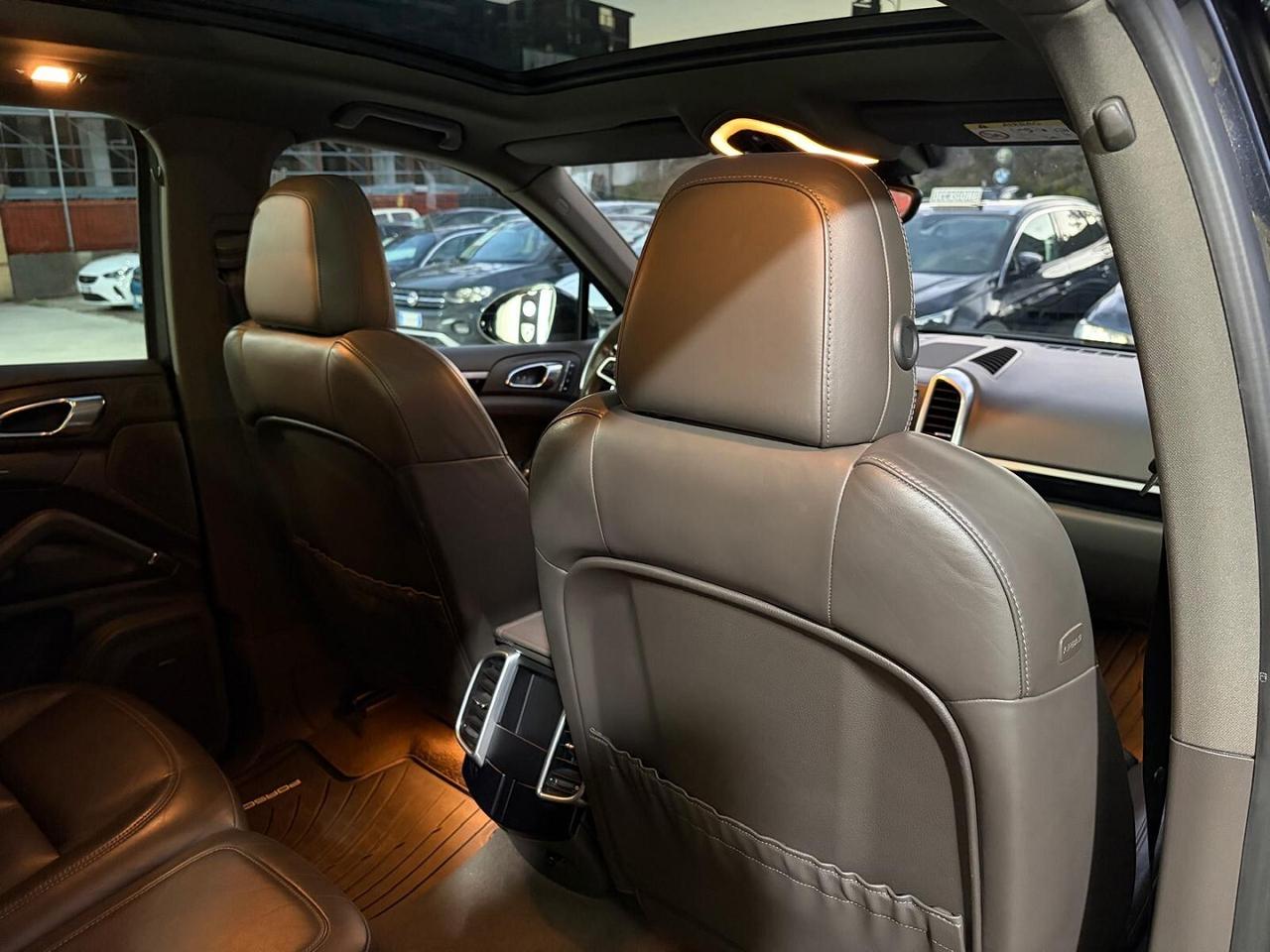Porsche Cayenne 3.0 Diesel 250 cv (No Superbollo)
