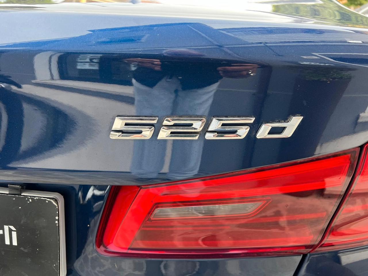 BMW 525D LUXURY 231cv