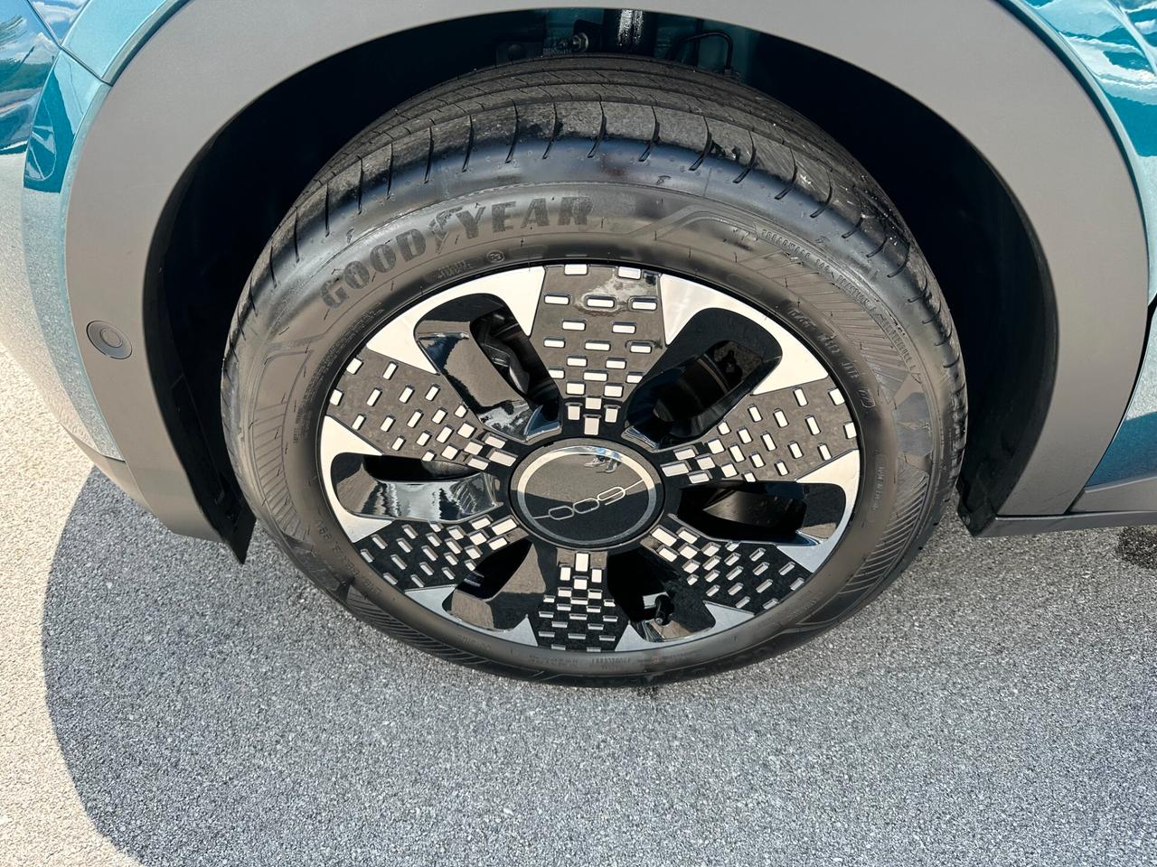 Fiat 600 Hybrid 100 CV DCT MHEV La Prima