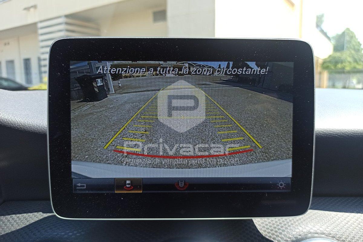 MERCEDES A 200 d Automatic Premium