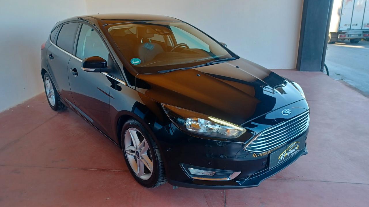 Ford Focus 1.5 TDCI 120 CV TITANIUM