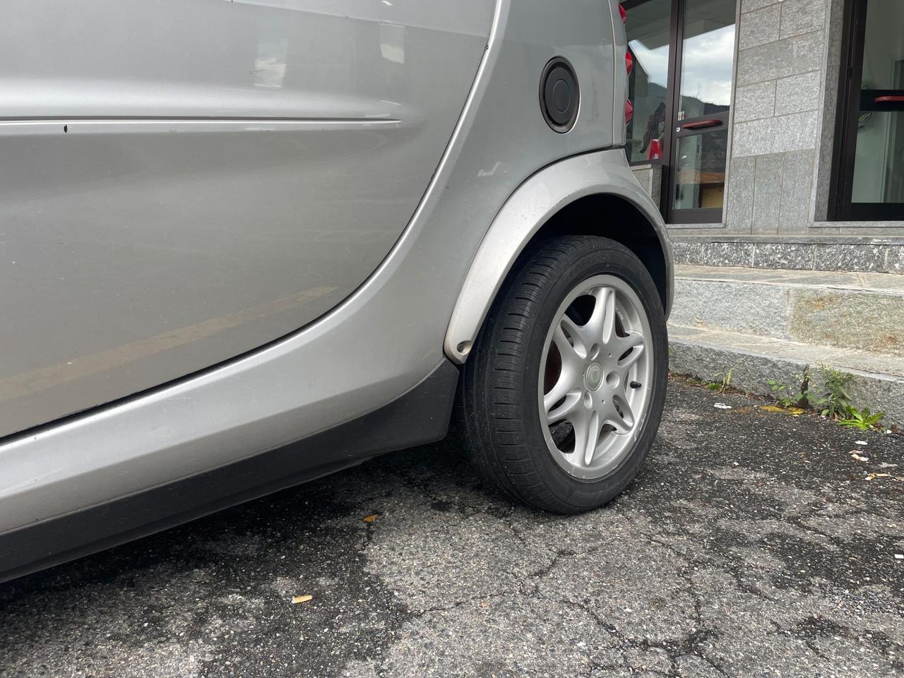 Smart 700 city-coupé passion