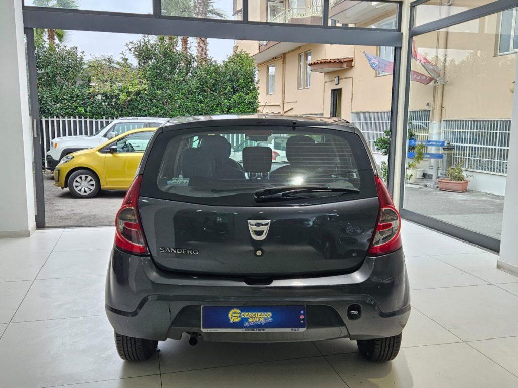 Dacia Sandero 1.2 16V GPL 75CV Embleme