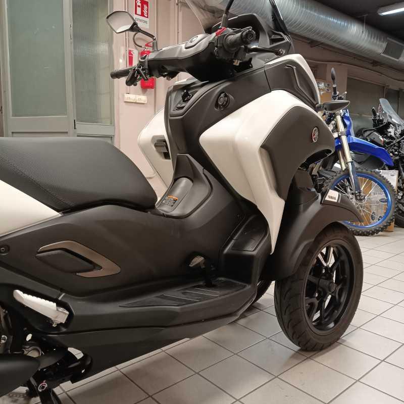 Yamaha Tricity 300 - 2026