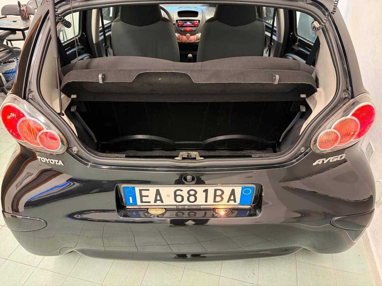 Toyota Aygo 1.0 68Cv 74.000KM 12 MESI DI GARANZIA