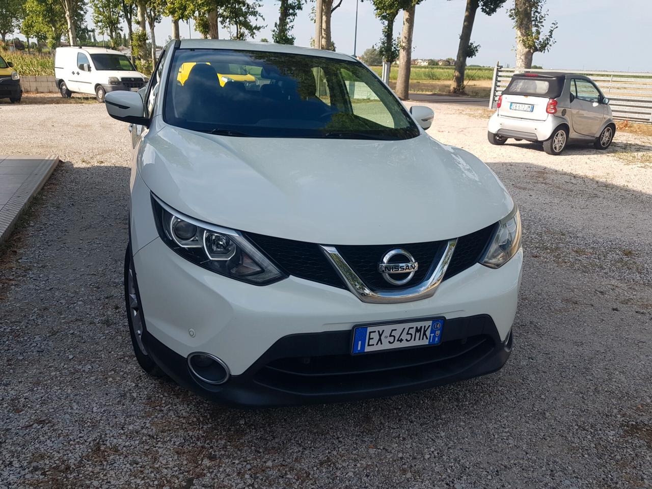 Nissan Qashqai 1.5 dCi Acenta Premium