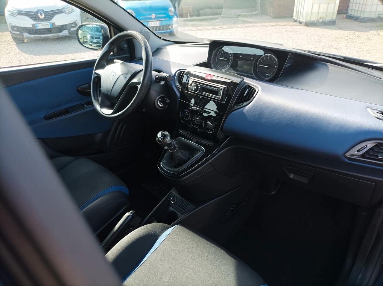 Lancia Ypsilon 1.2 69 CV 5 porte GPL Ecochic Gold