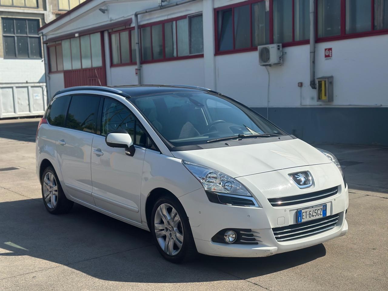 Peugeot 5008 2.0 HDi 163CV aut. Allure