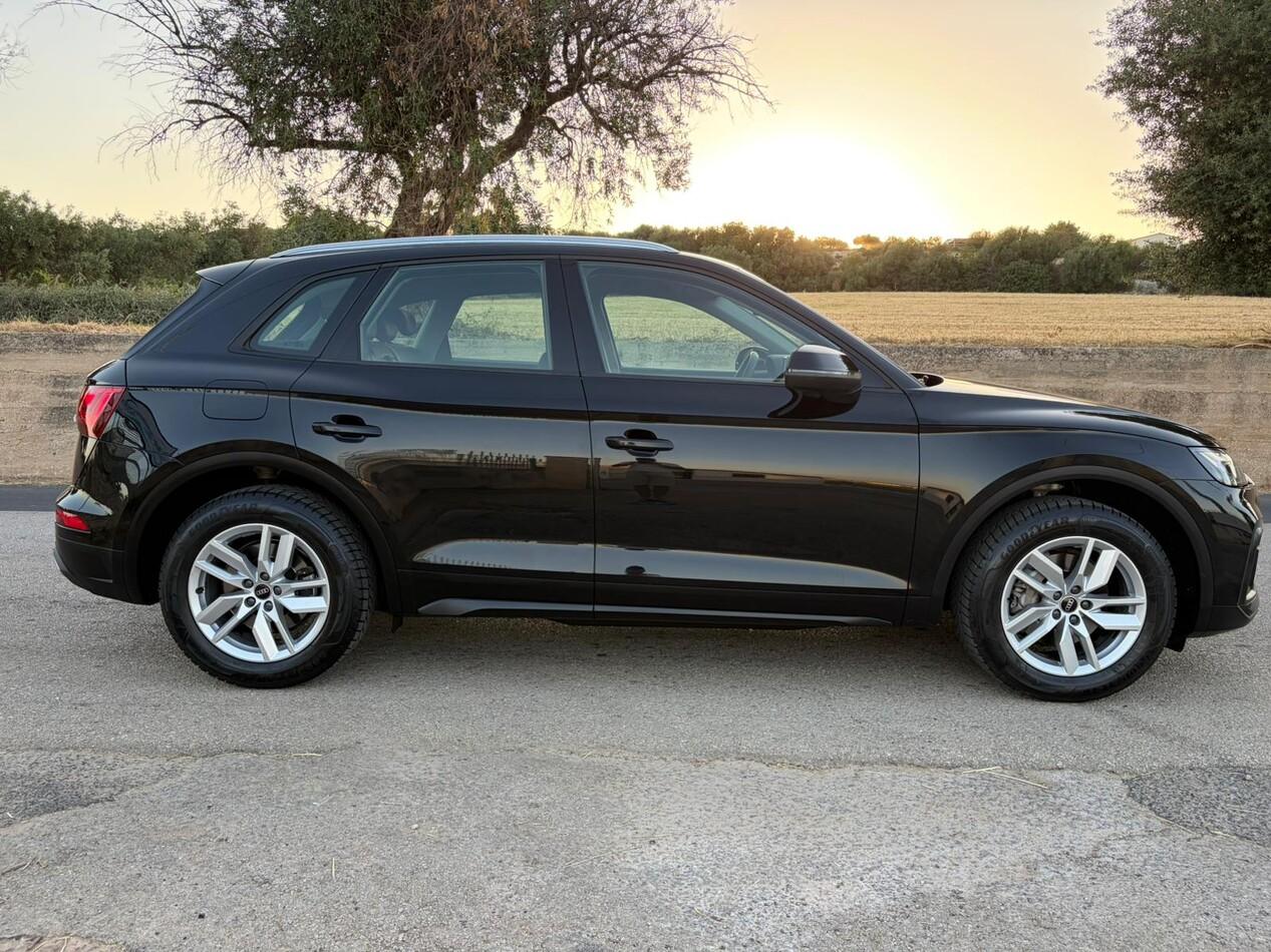 Audi Q5 35 2.0 tdi mhev 12V Business Avdanced s-tronic