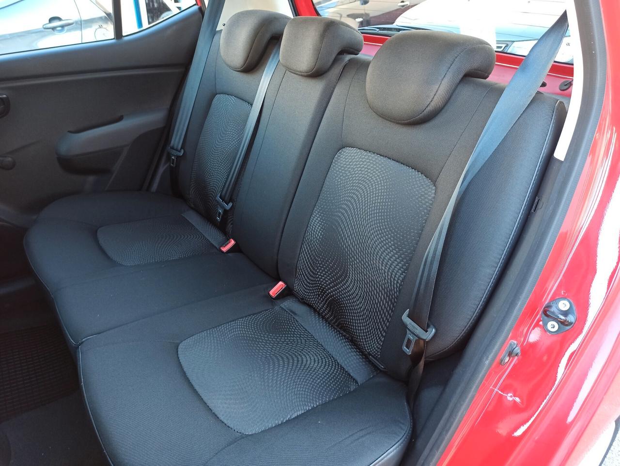 Hyundai i10 1.1 12V BlueDrive GPL Sound Edition